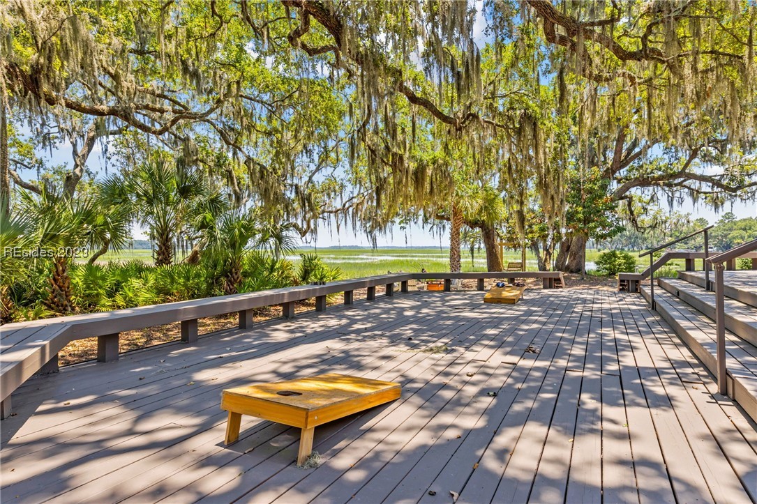 1 Sanderling Court