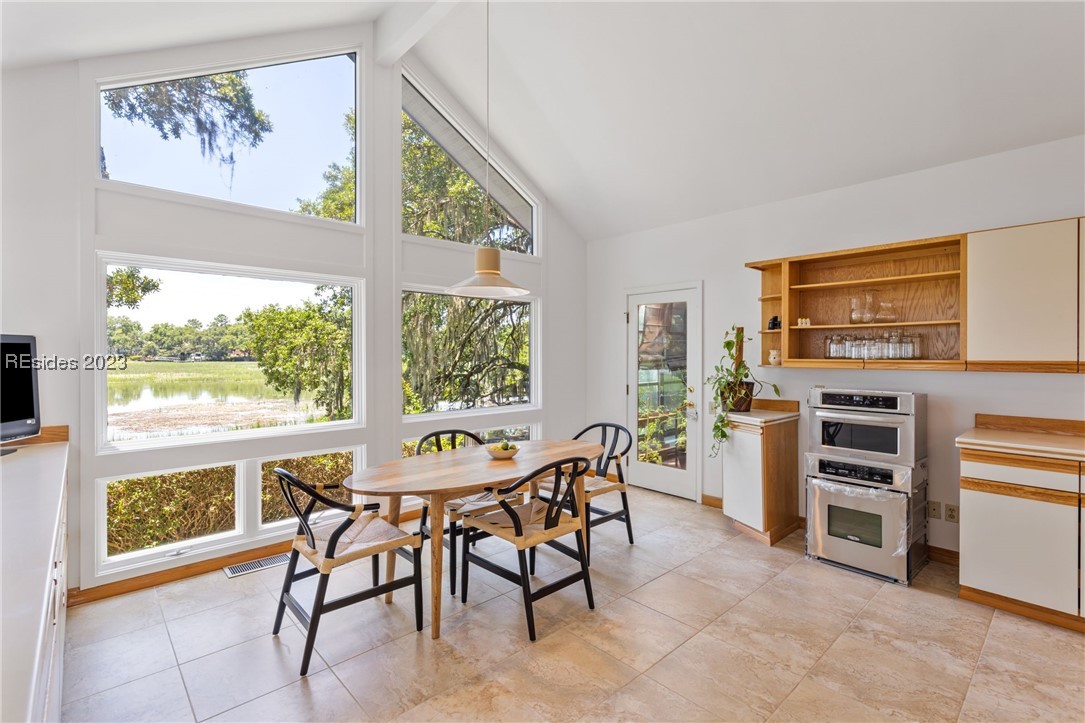 1 Sanderling Court