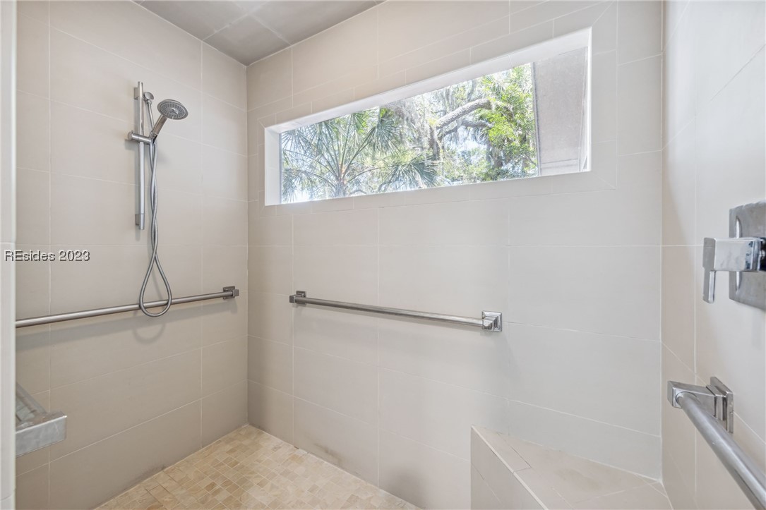 1 Sanderling Court