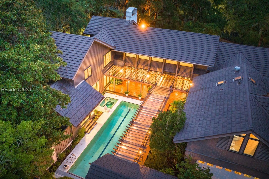 1 Sanderling Court