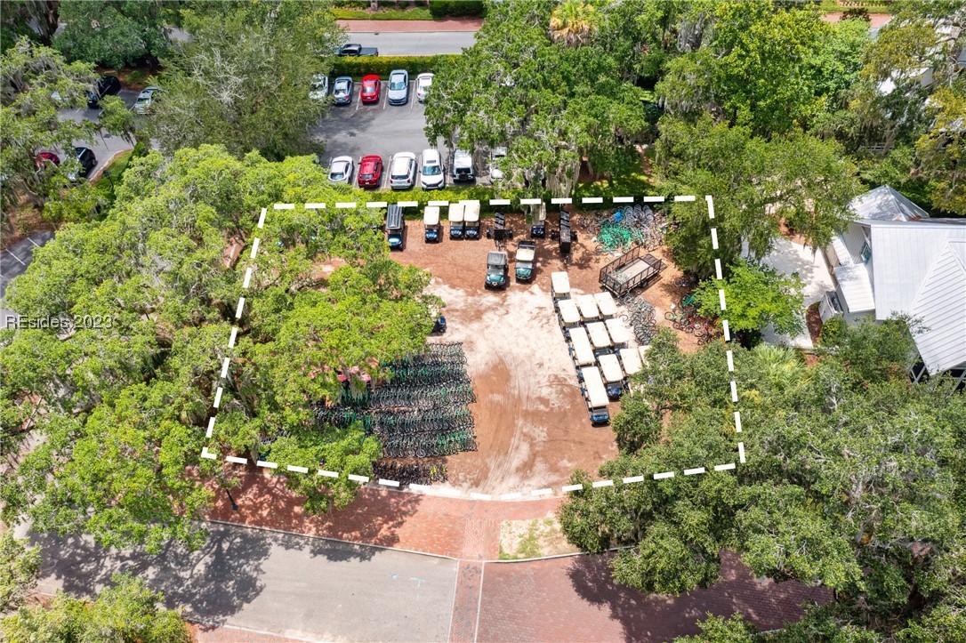 33 Village Park Square