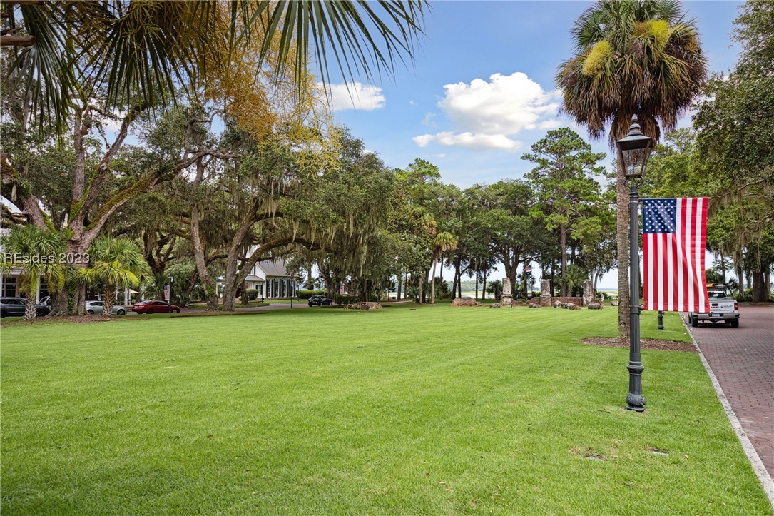 33 Village Park Square