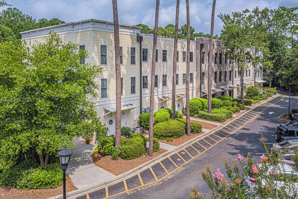 6 Promenade Street Unit: 1027
