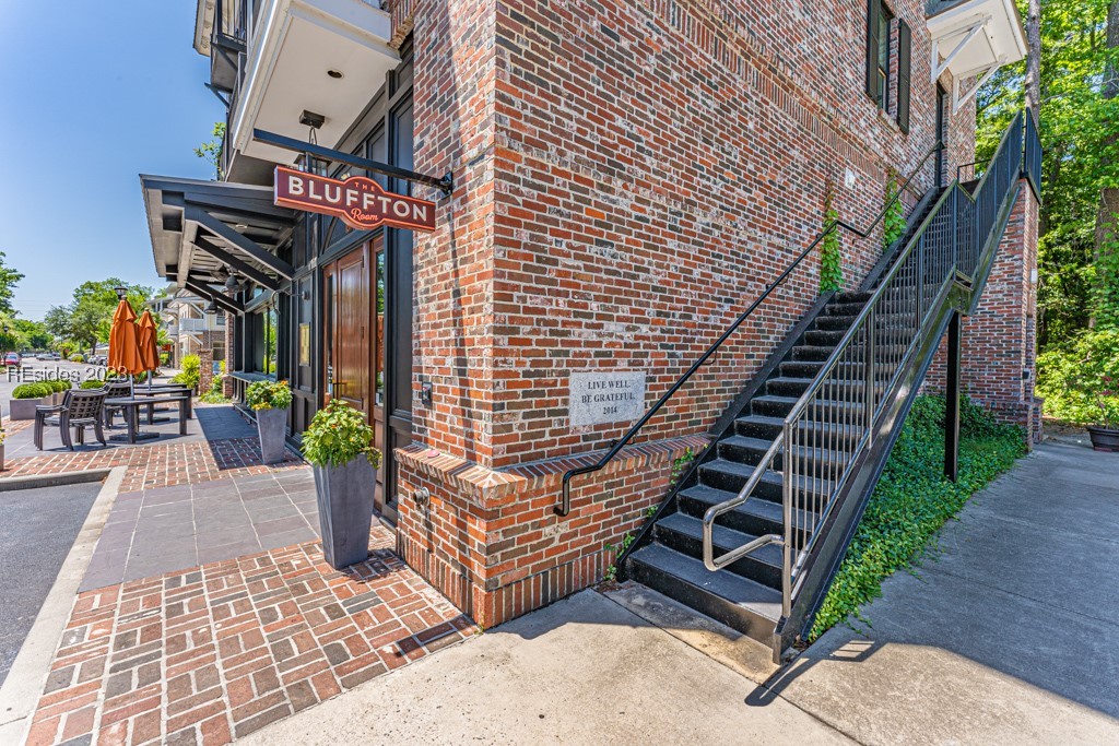 6 Promenade Street Unit: 1027