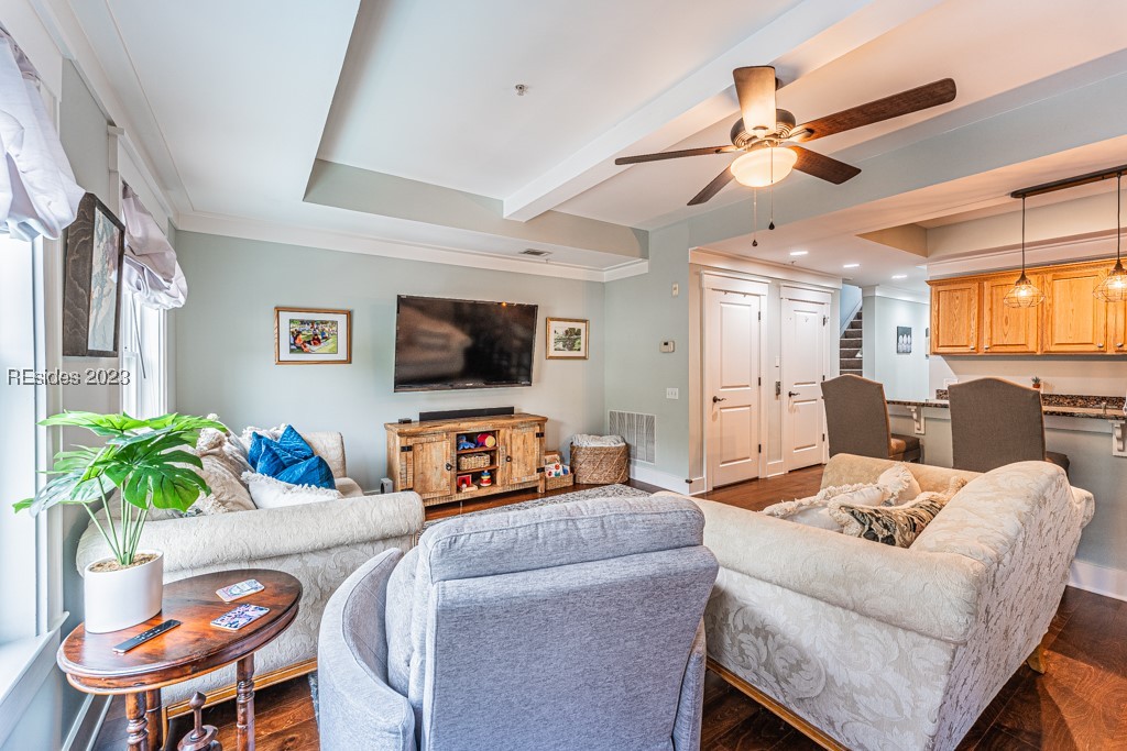 6 Promenade Street Unit: 1027