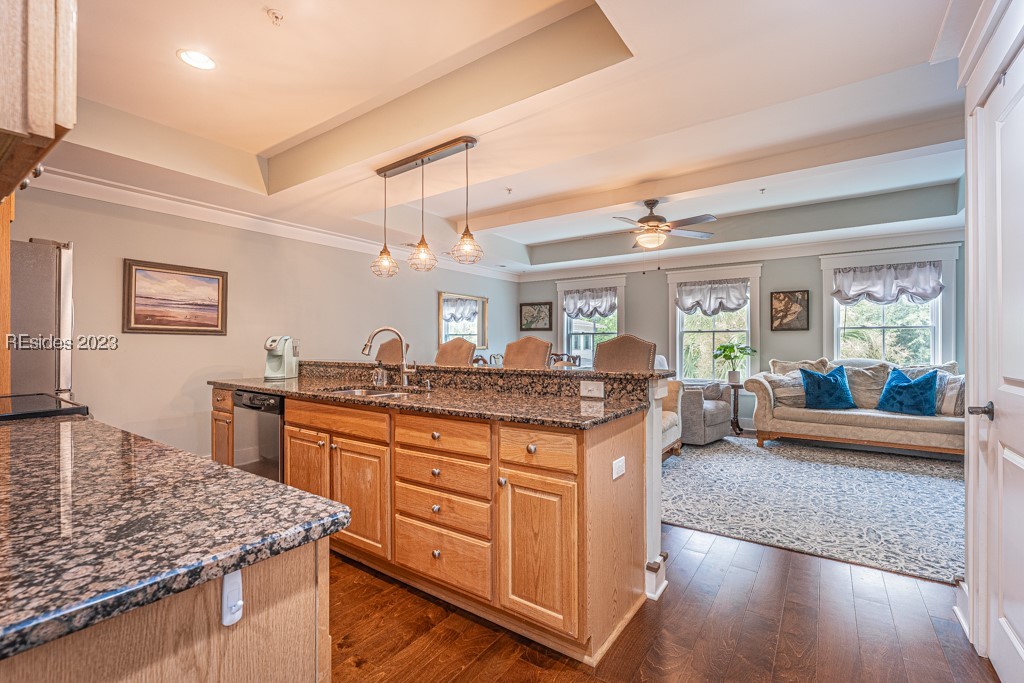 6 Promenade Street Unit: 1027