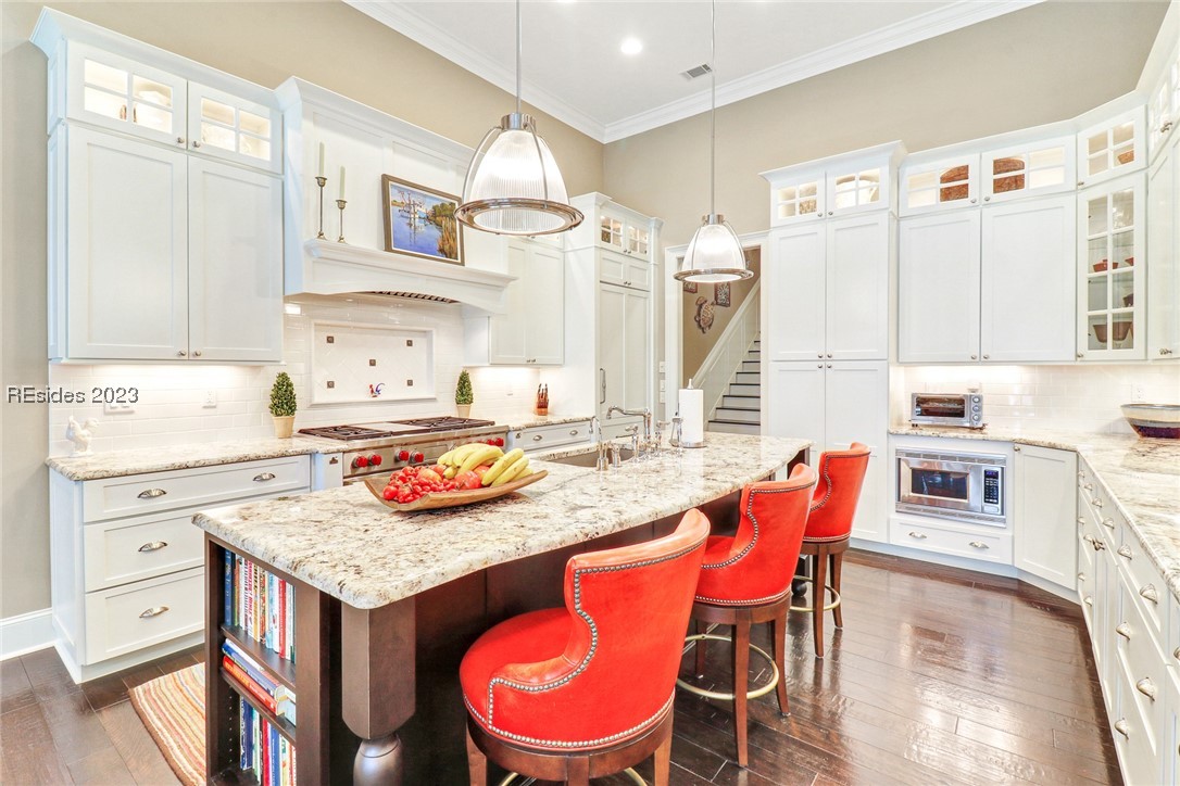 6 Newberry Court
