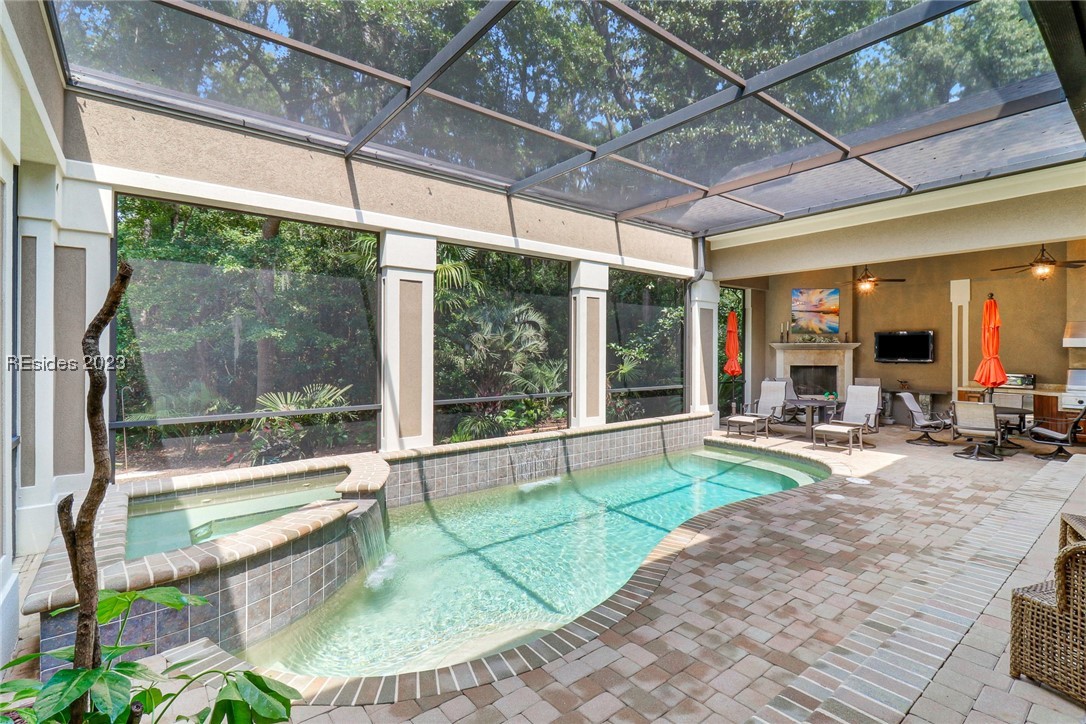 6 Newberry Court