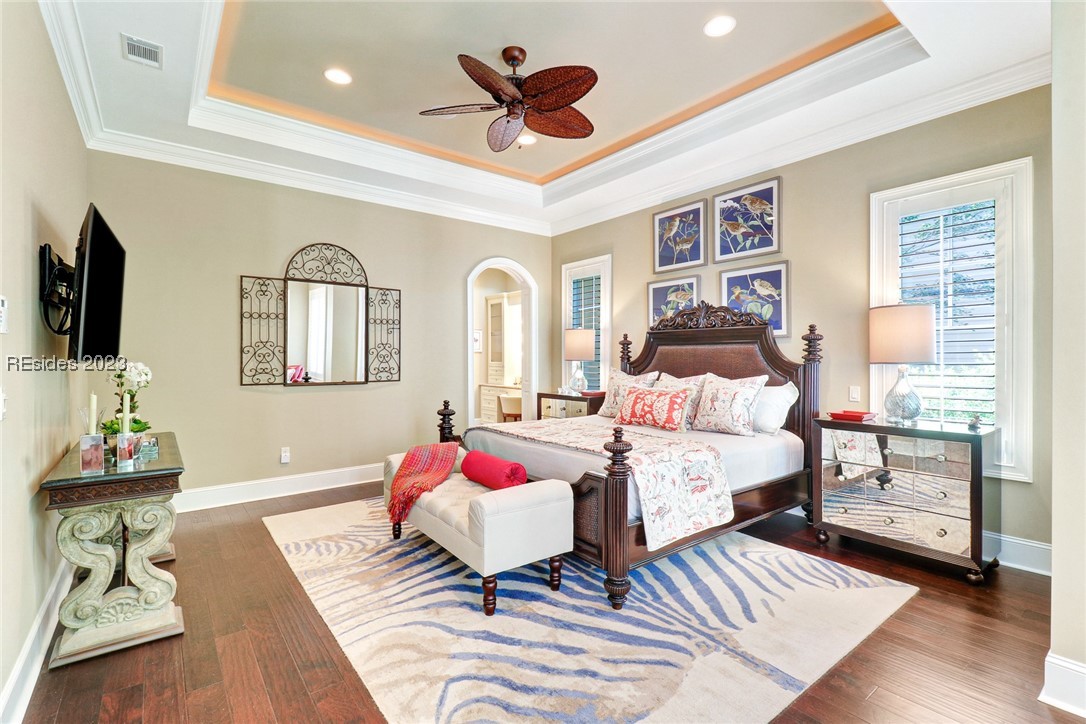 6 Newberry Court