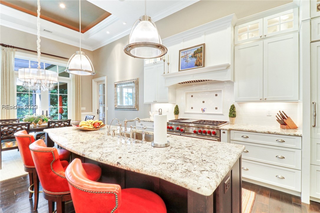 6 Newberry Court