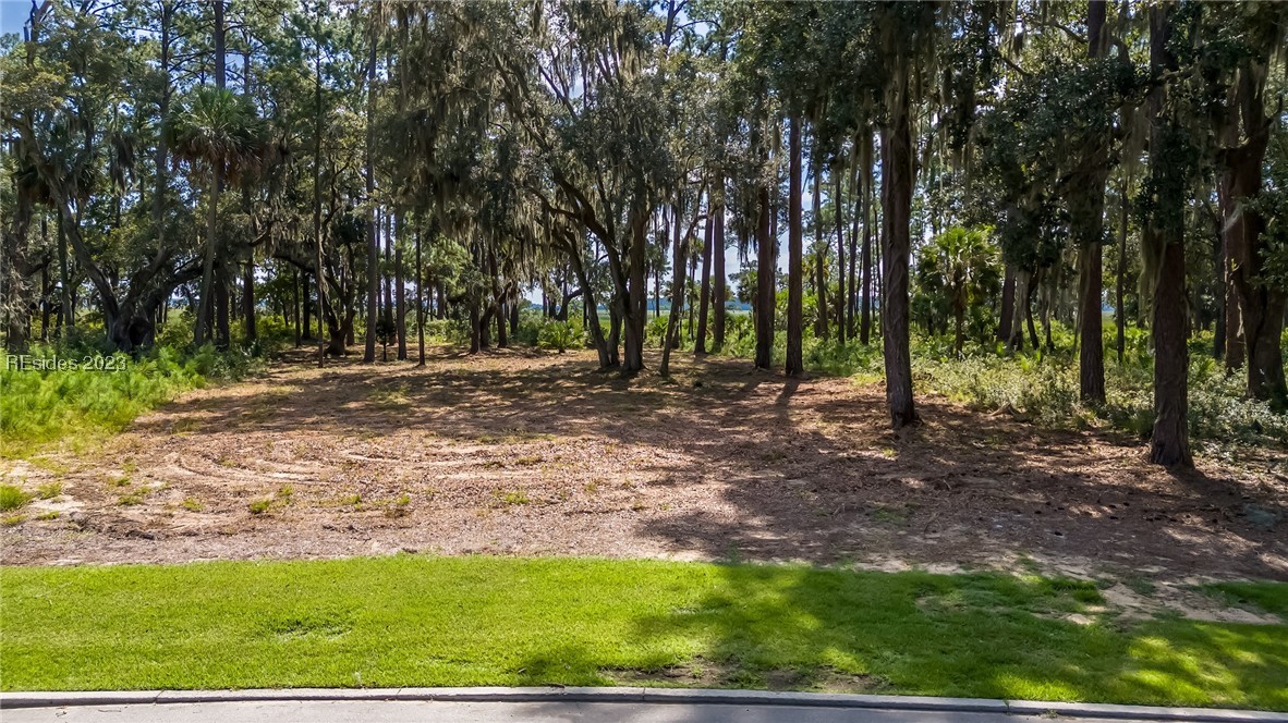 365 Davies Rd