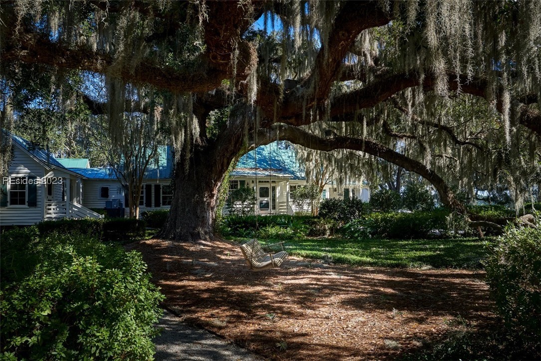 3 Old Oak Road