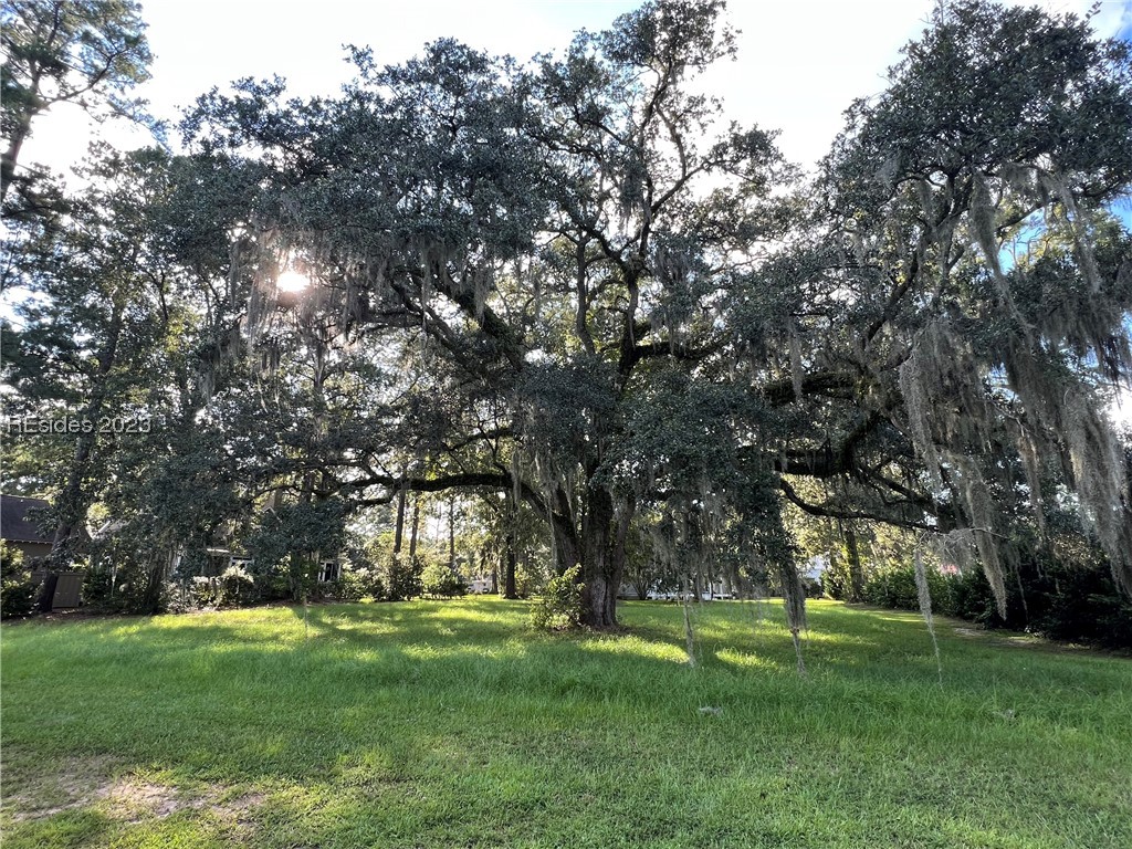 3 Old Oak Road