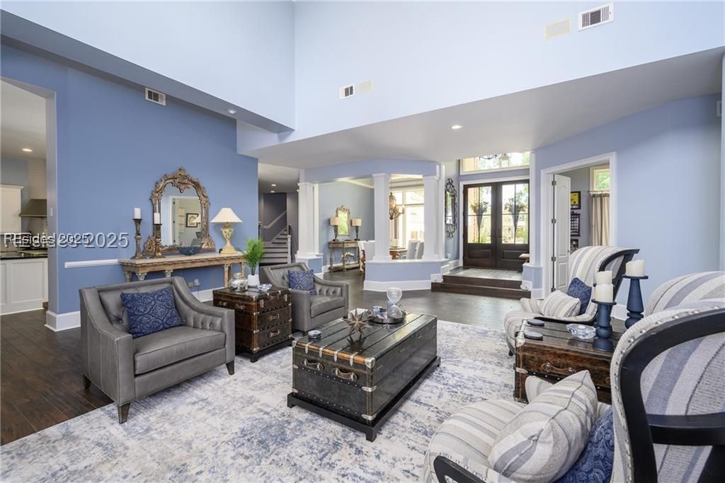 71 Inverness Drive