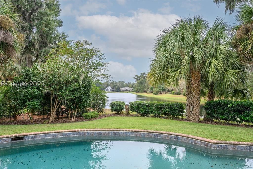 71 Inverness Drive