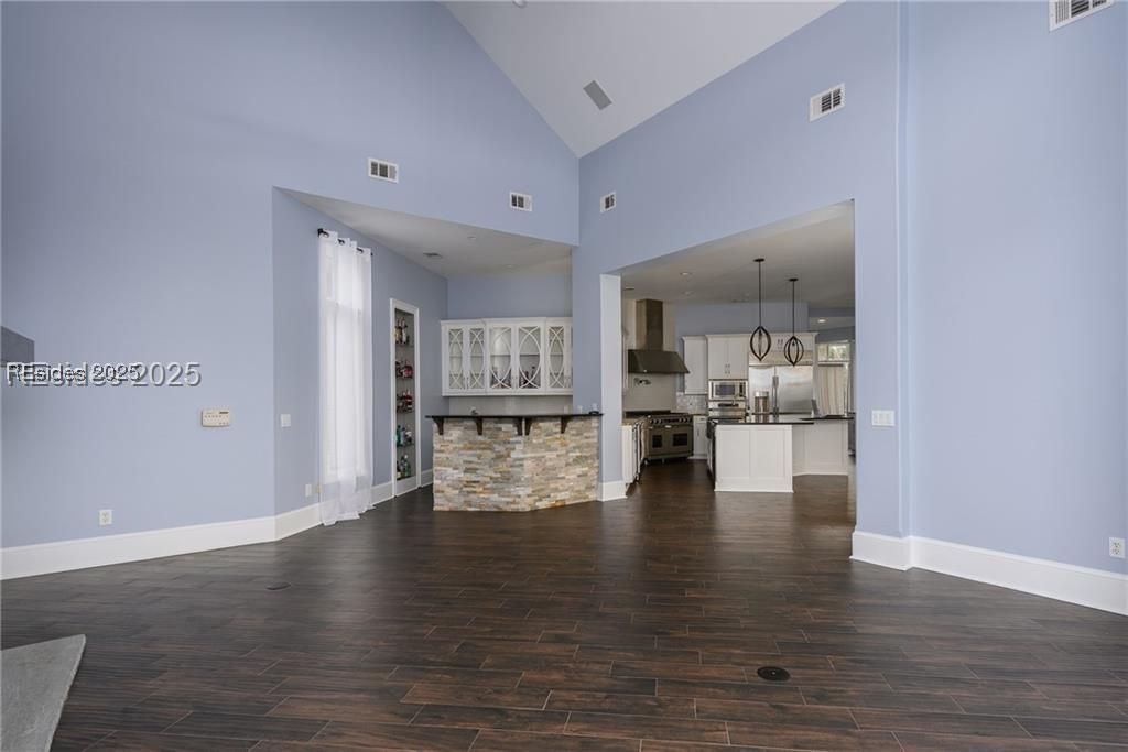 71 Inverness Drive