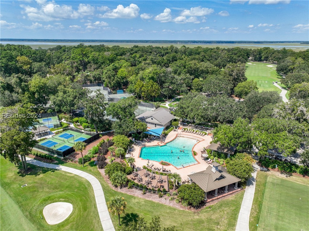 1454 Gleasons Landing Drive