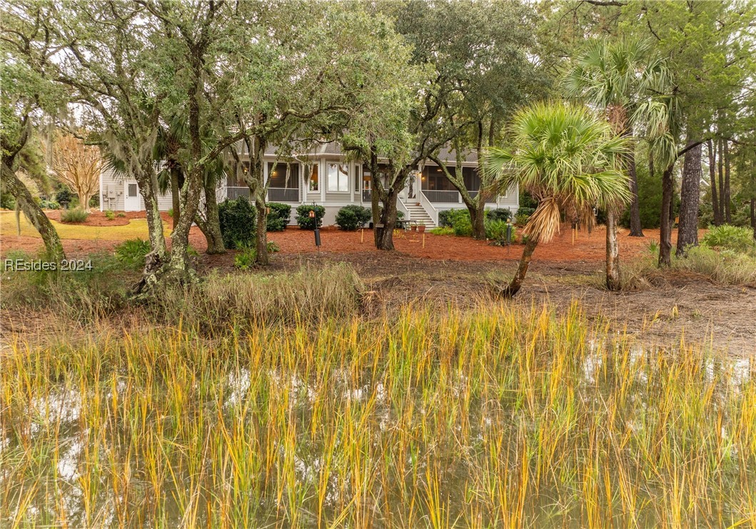 1454 Gleasons Landing Drive