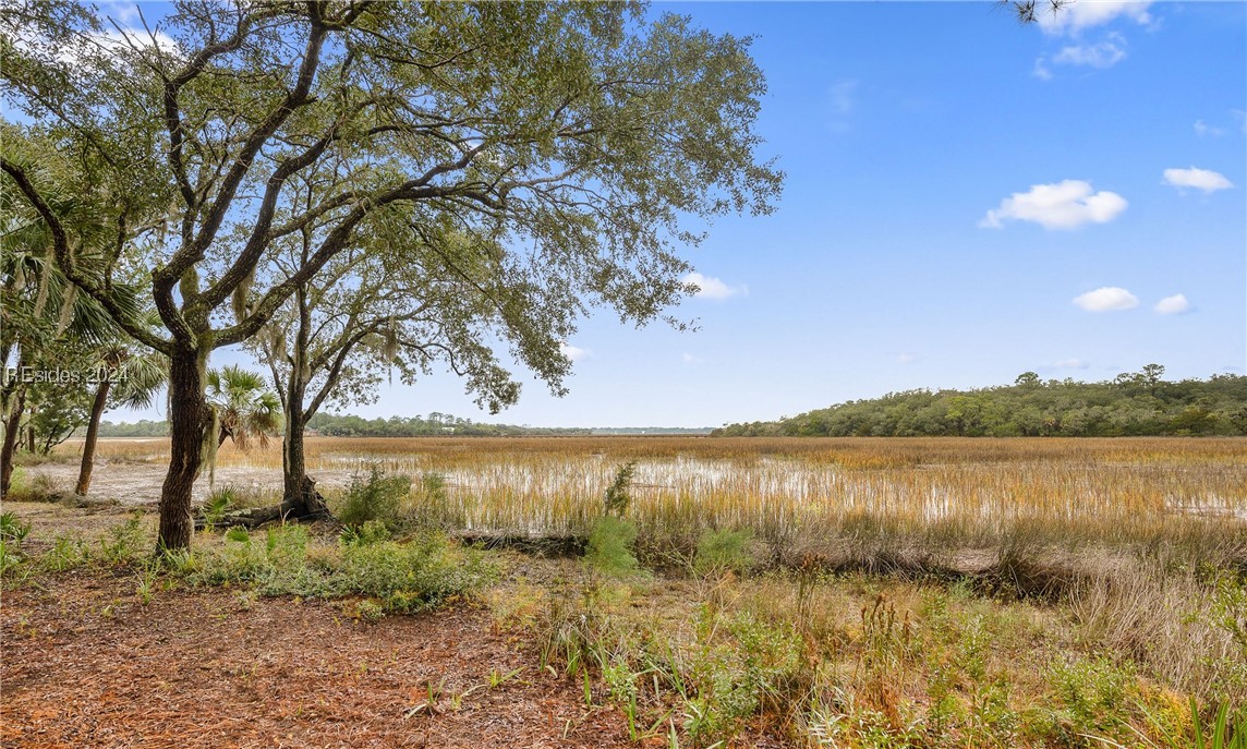 1454 Gleasons Landing Drive