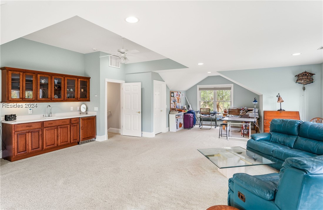 1454 Gleasons Landing Drive