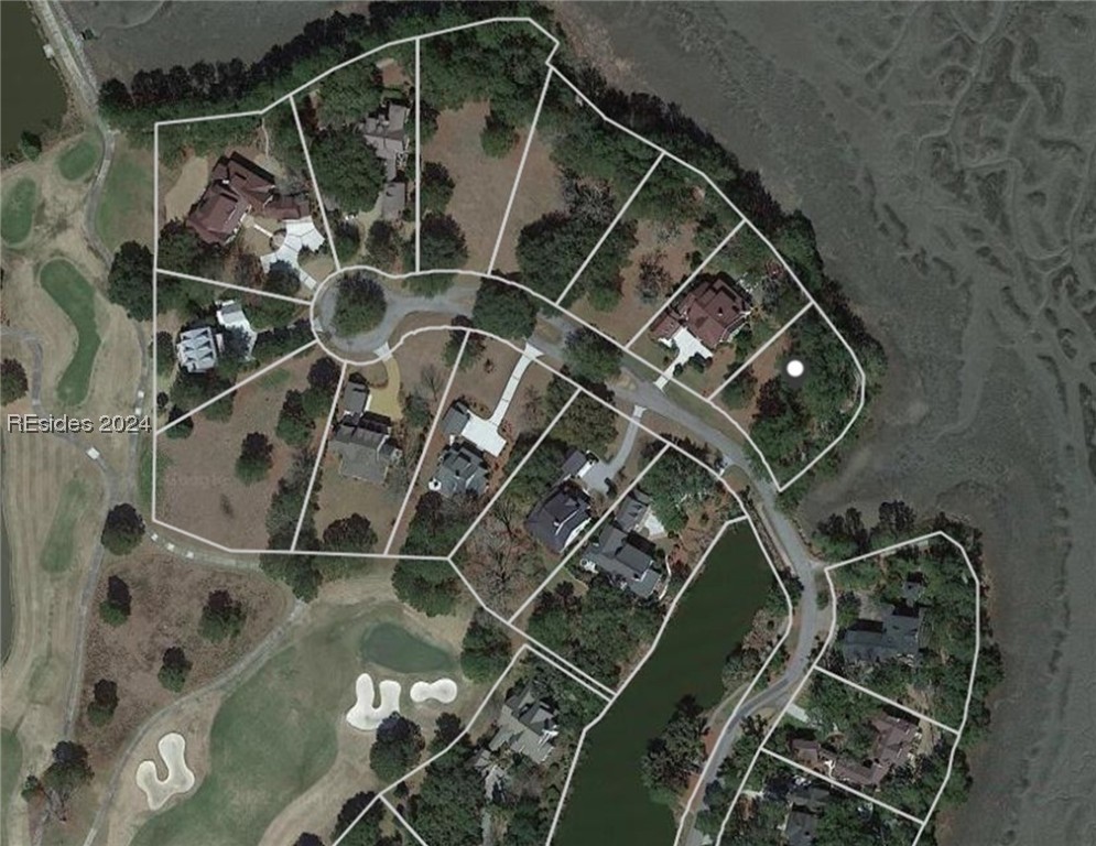 22 Carrier Bluff