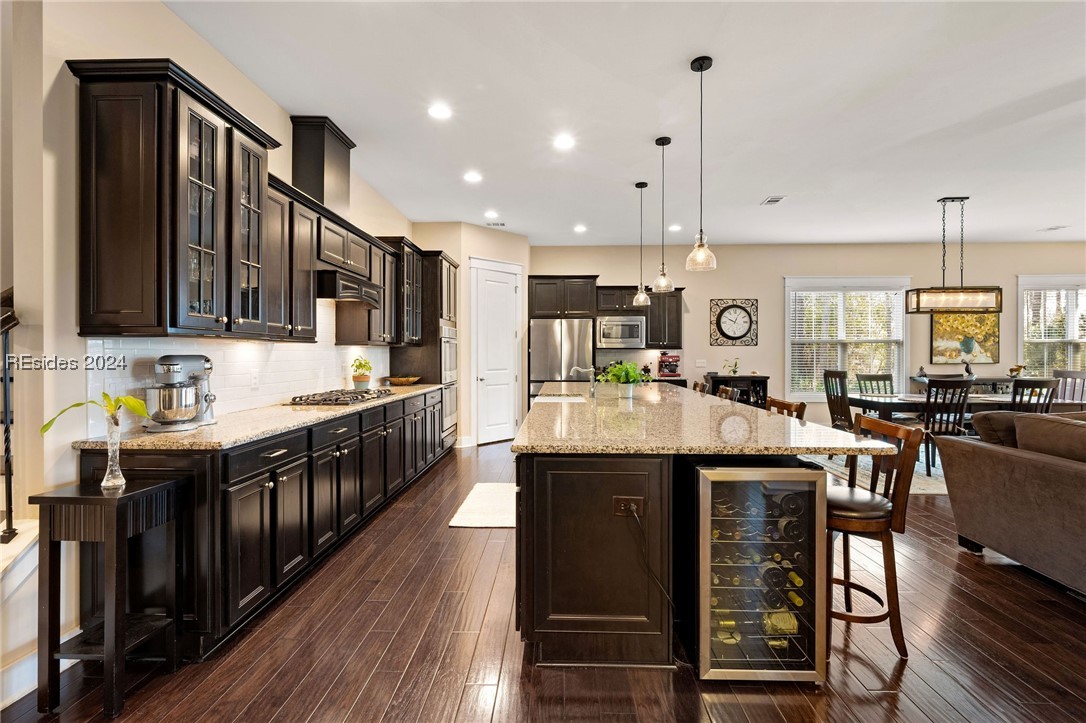 29 Driftwood Court W