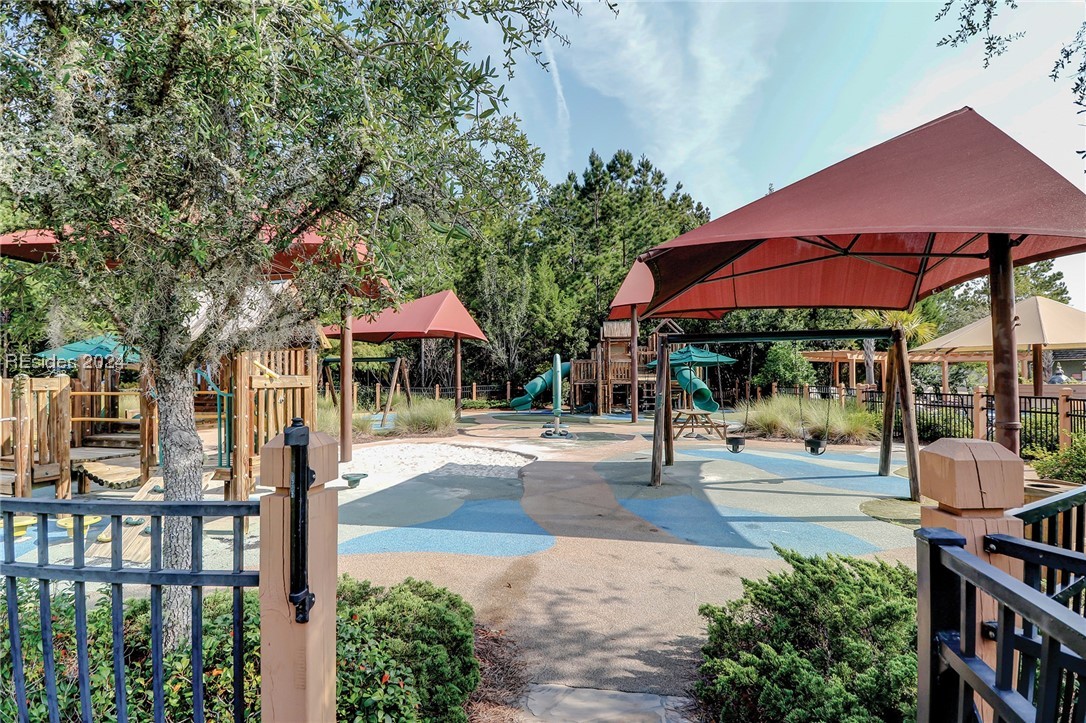 29 Driftwood Court W