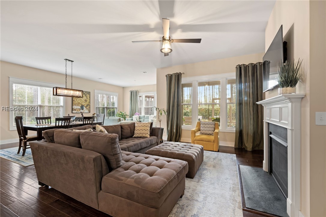 29 Driftwood Court W