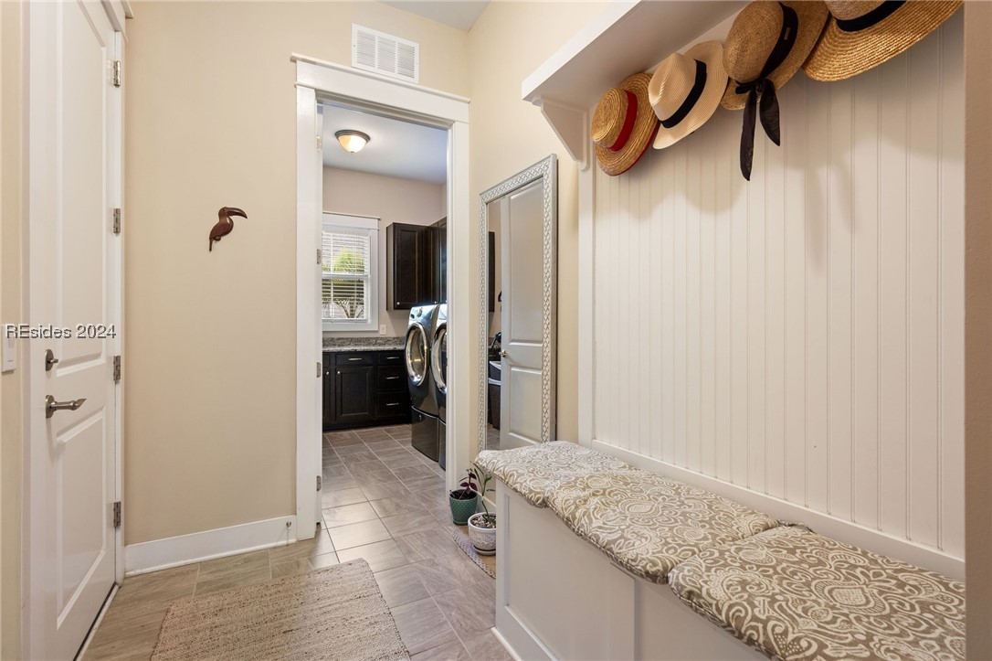 29 Driftwood Court W