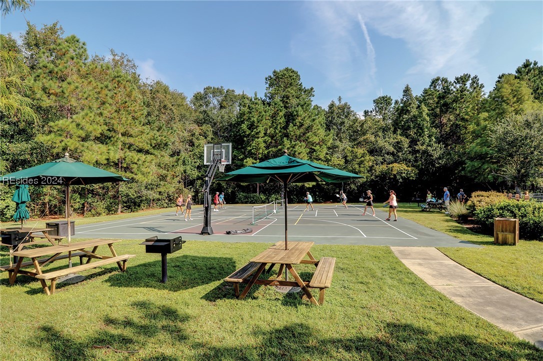 29 Driftwood Court W
