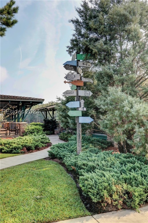 29 Driftwood Court W