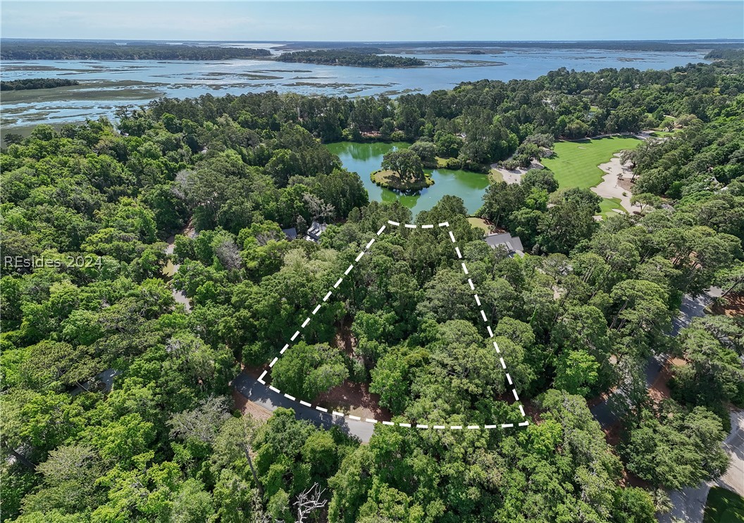 24 Greenleaf Road