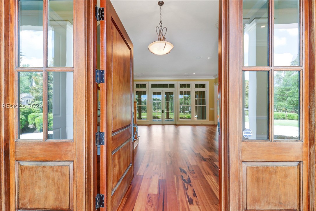 90 Cumberland Drive