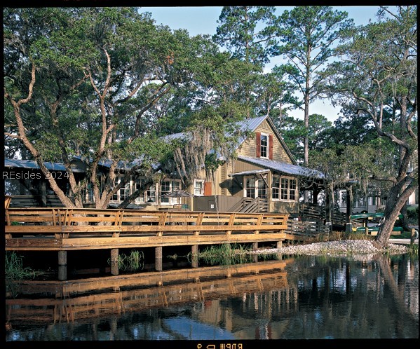 26 Carrier Bluff