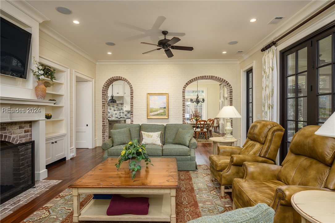 2 Kestral Court