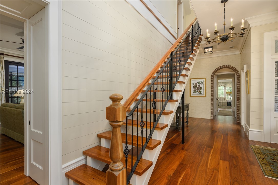 2 Kestral Court