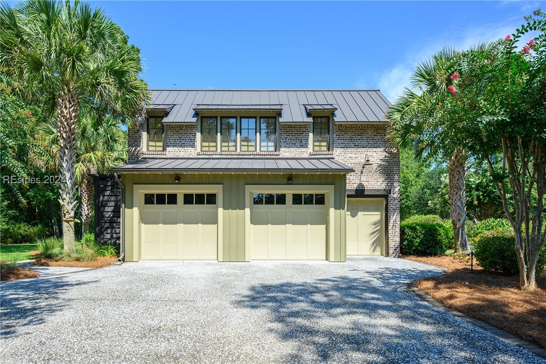2 Kestral Court