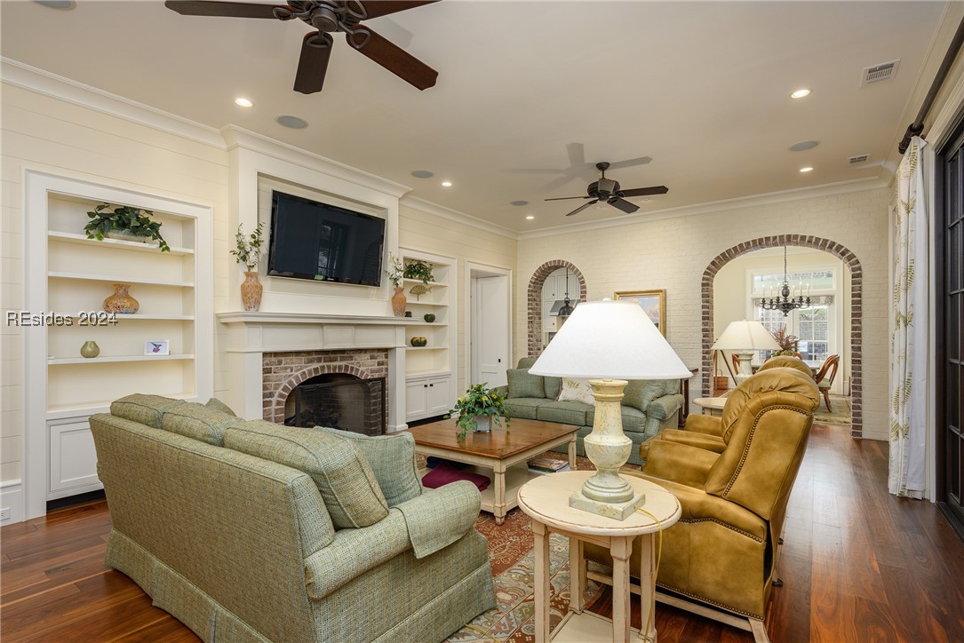 2 Kestral Court