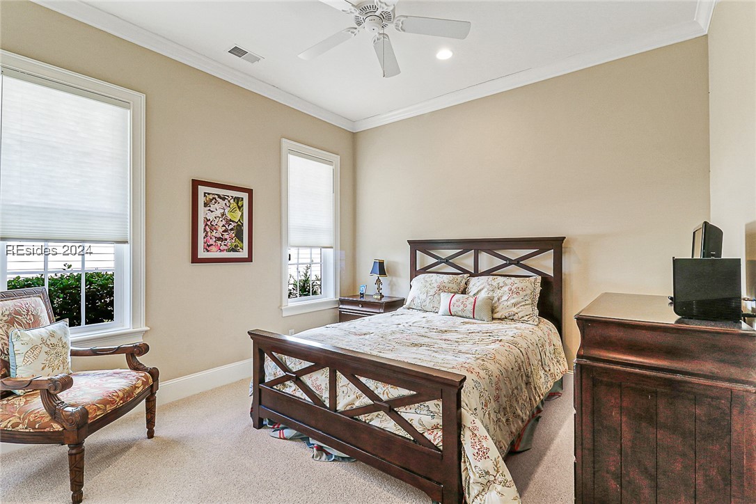 16 Hunting Court