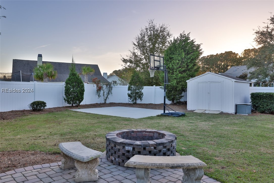 230 Grand Court S