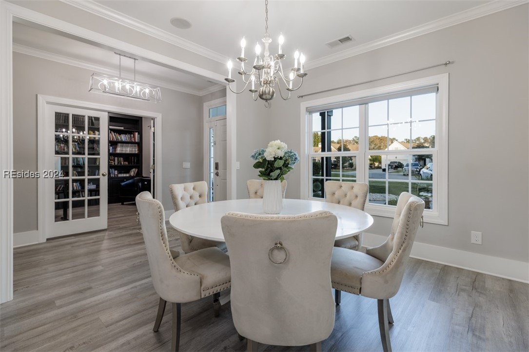 230 Grand Court S