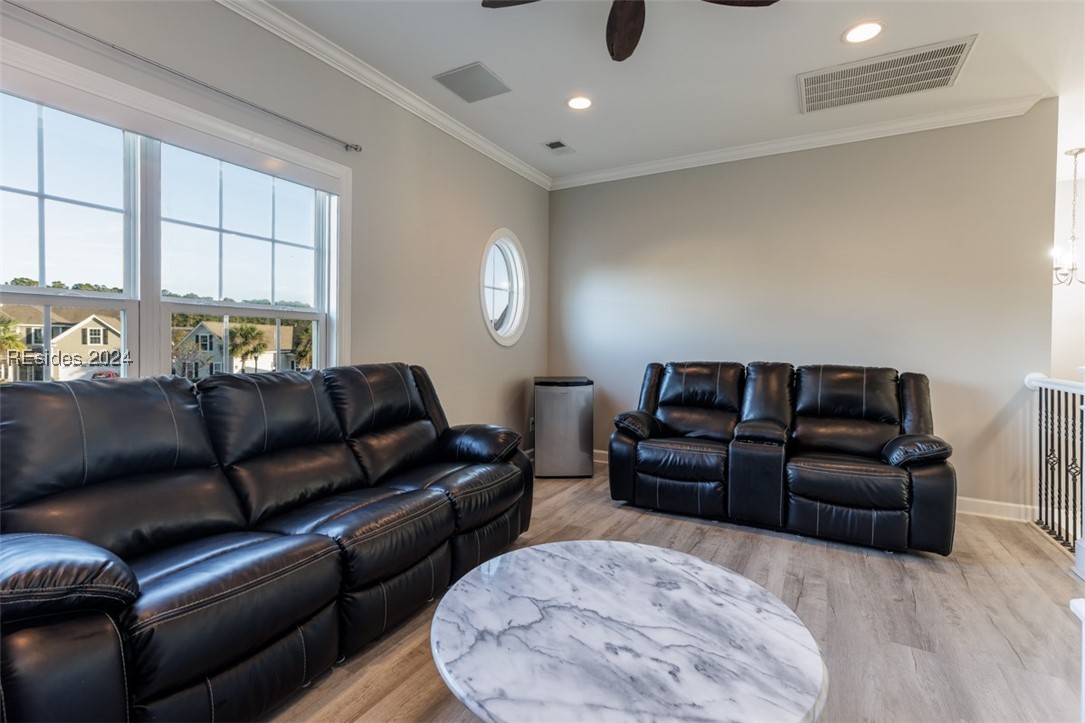 230 Grand Court S