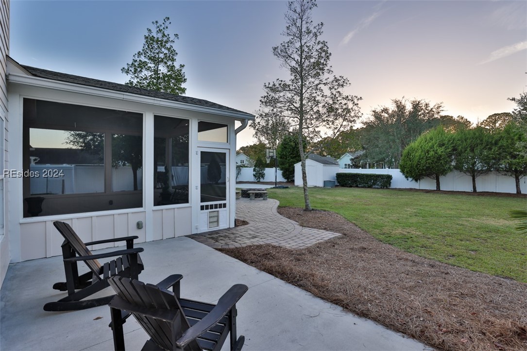 230 Grand Court S