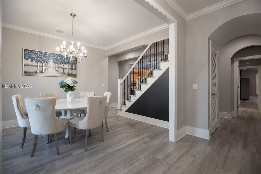 230 Grand Court S