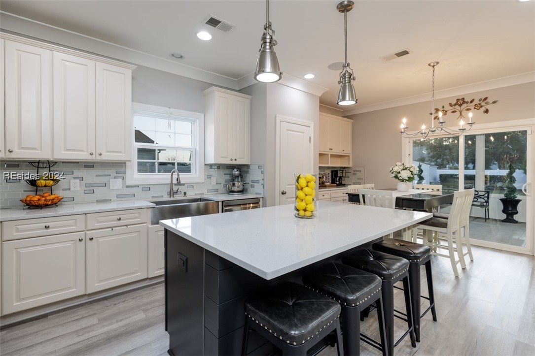 230 Grand Court S