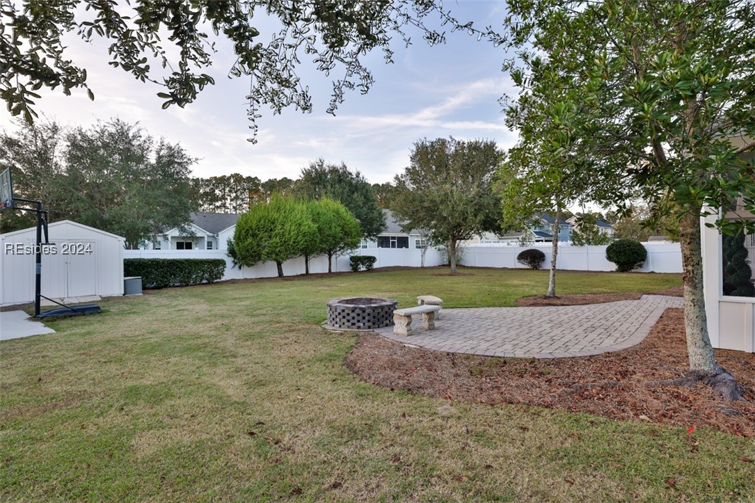 230 Grand Court S