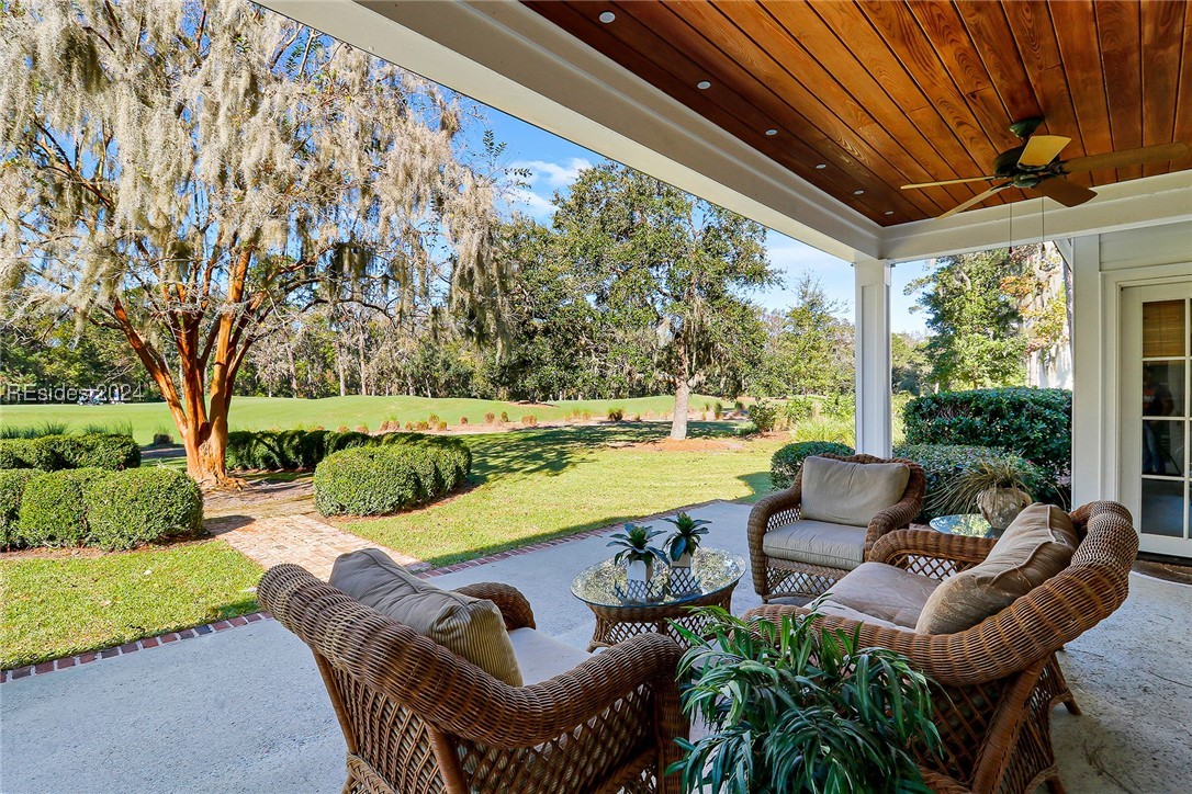 77 Lexington Drive