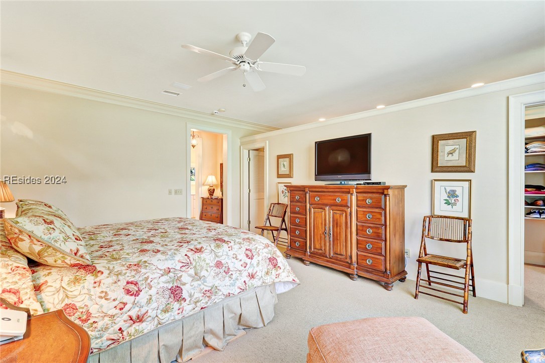 77 Lexington Drive
