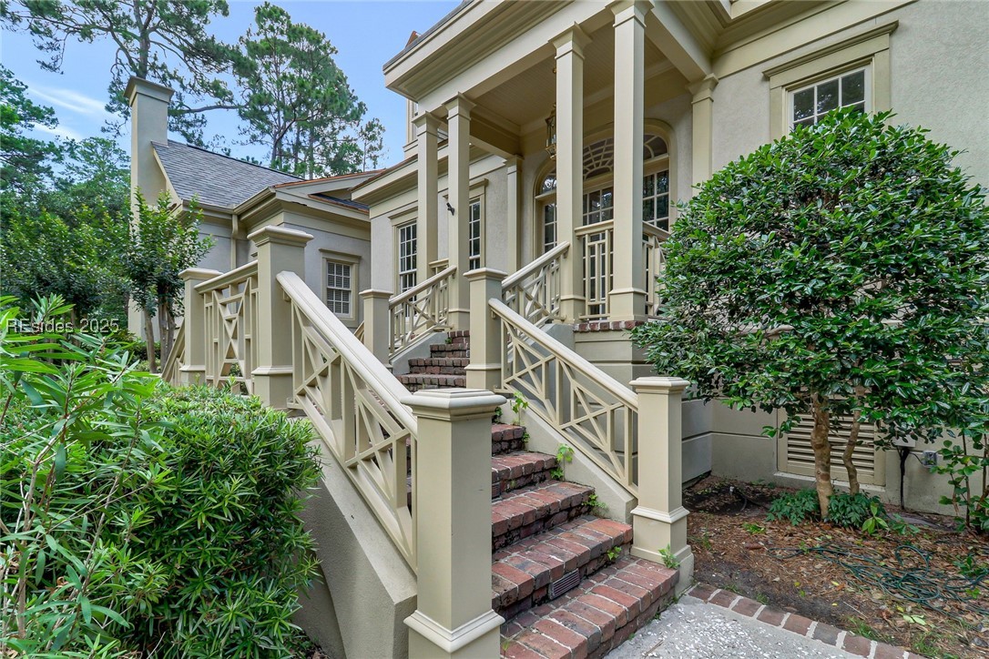 120 Long Cove Drive