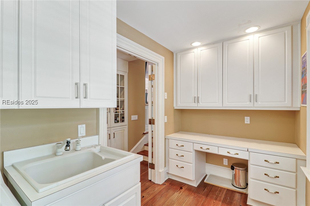 120 Long Cove Drive